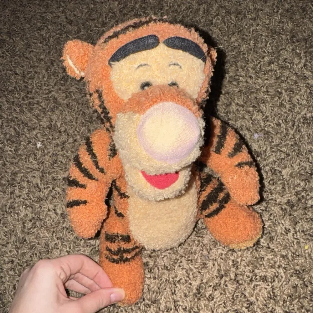 Disney Winnie Pooh Talking TIGGER Fuzzy Jointed Plush 11